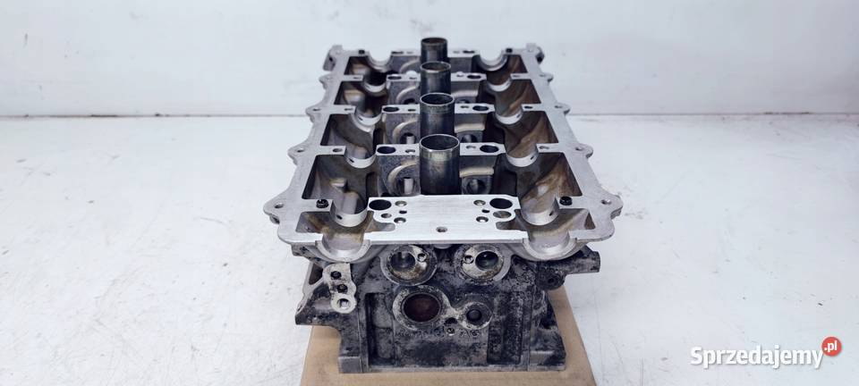 GŁOWICA LEWA AUDI A4 B6 B7 A6 42 BBK 079103737H