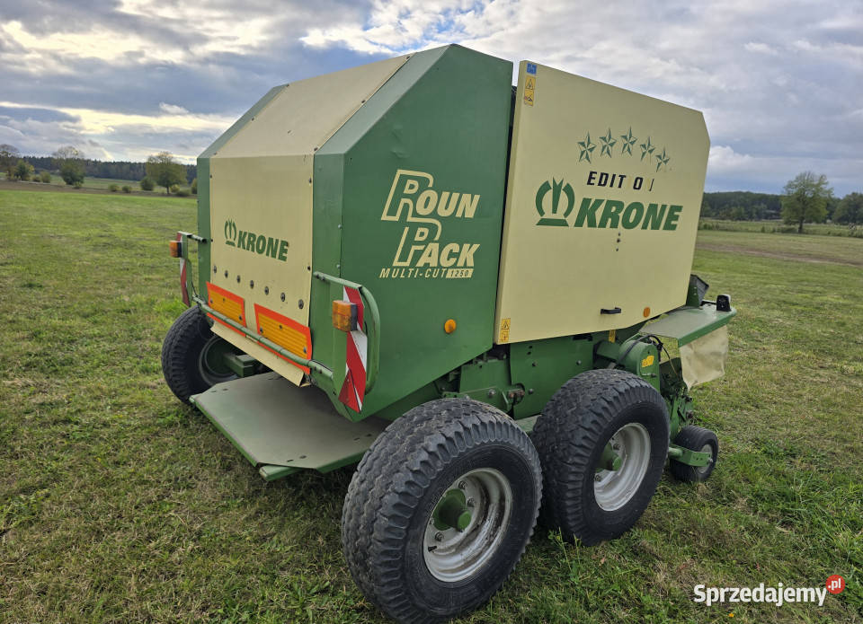 Prasa zwijająca KRONE Round Pack MULTICUT 1250 Wizna