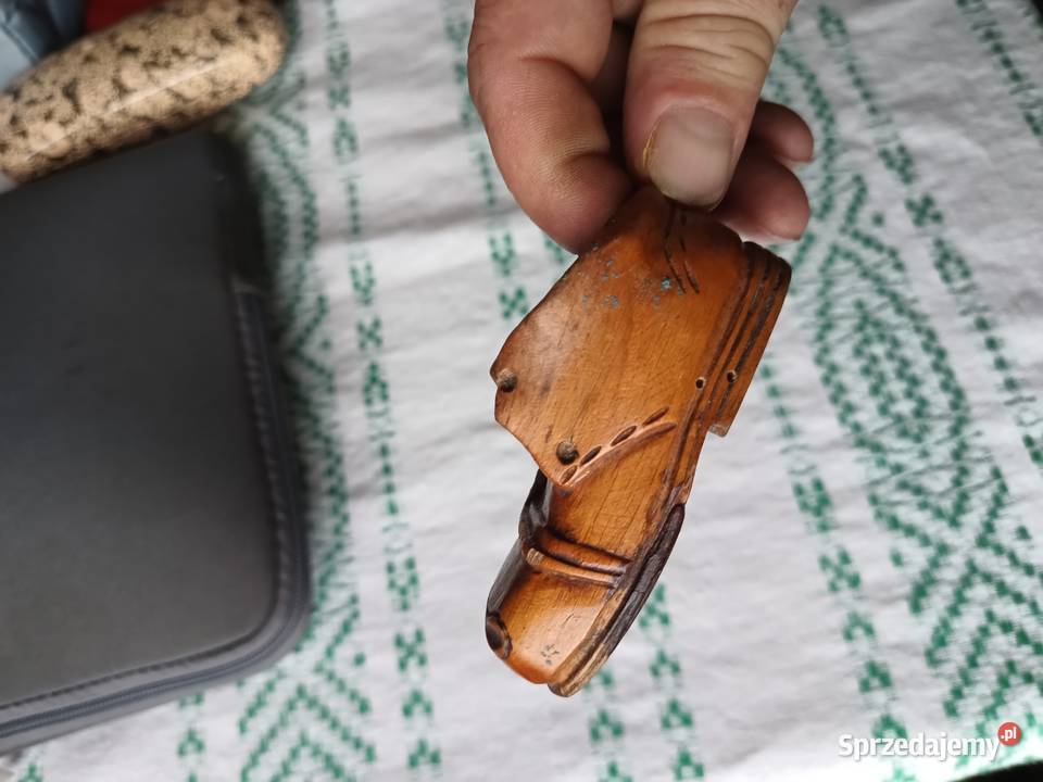 Bucik popielniczka z prl Miechów