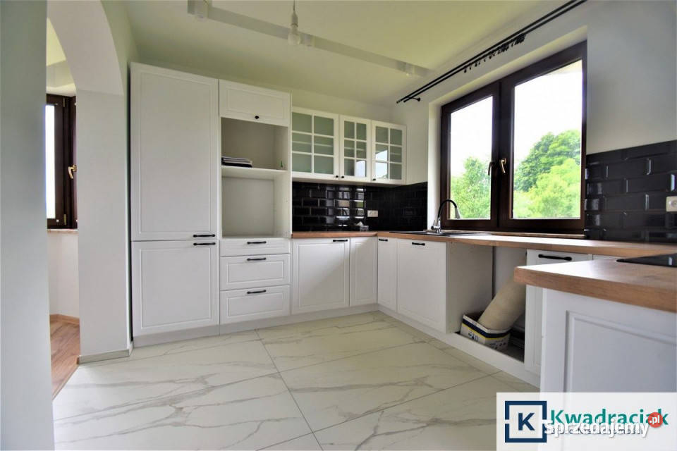 sprzedaży domu wolnostojącego Nowotaniec 215m2