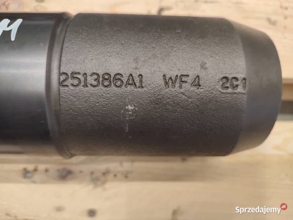 Sworzeń 251386A1 Tylny Podnośnik Case MX 270 wielkopolskie