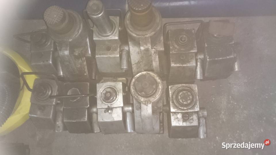 Sprzedam podnosniki hydrauliczne ŻUK STAR JELCZ małopolskie