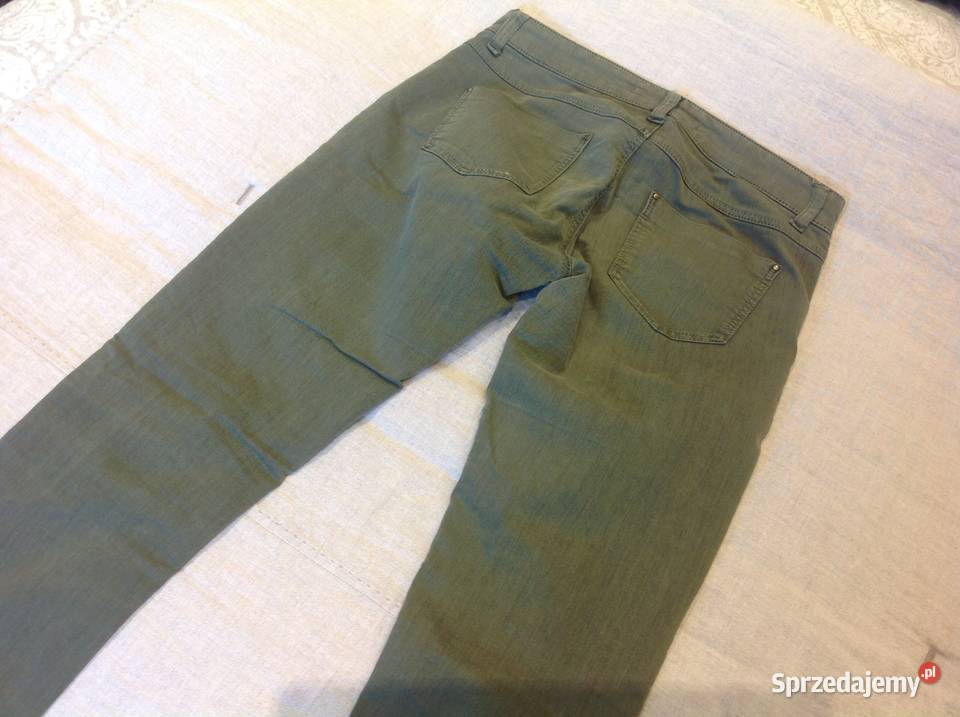 Spodnie khaki jeans Stradivarius r 38