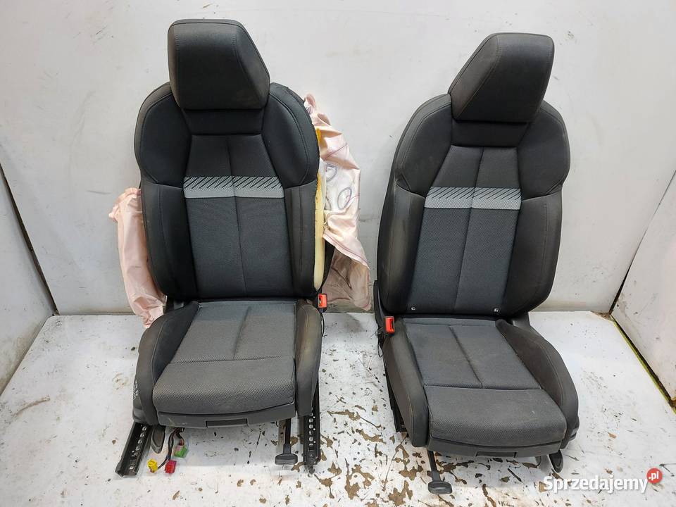 Audi Q4 ETRON 89A 89E KANAPY FOTELE PRZÓD TYŁ