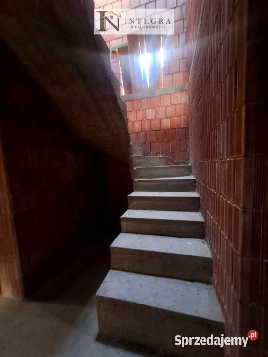 Dom na sprzedaż 1000m2 Sprzedaż Pilzno