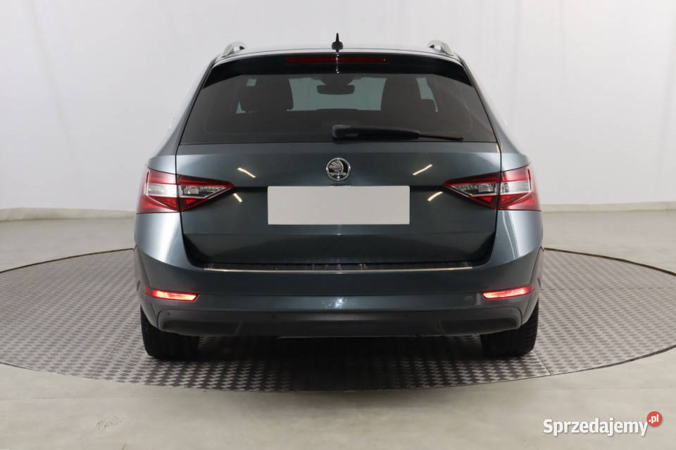 Skoda Superb 20 TDI poduszka powietrzna