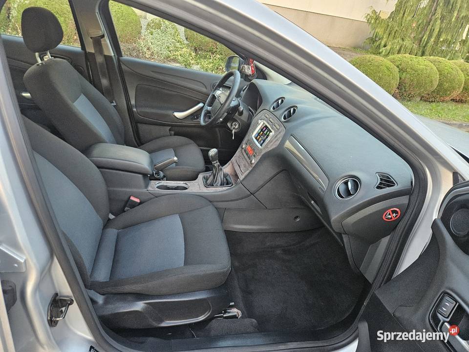 Ford Mondeo 2010r 20Benz 145 Nawigacja