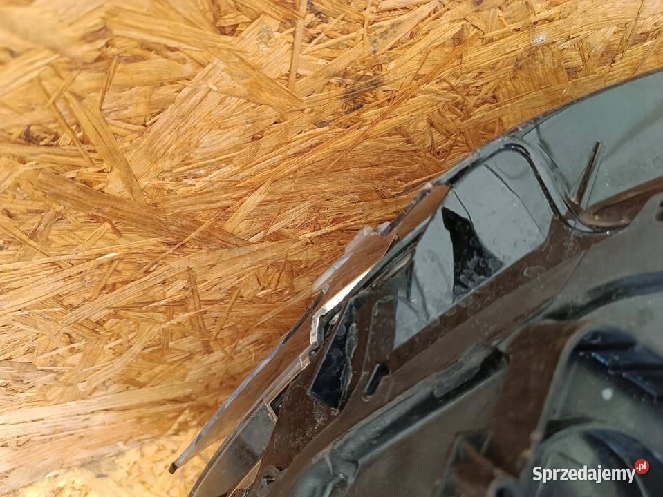 LAMPA REFLEKTOR PRAWY PRZÓD EU 5G1941032 XENON Nowy Tomyśl