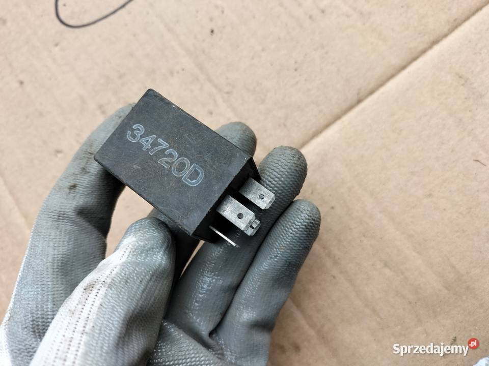 PRZEKAŹNIK 99 357955531 osobowe sprzedam