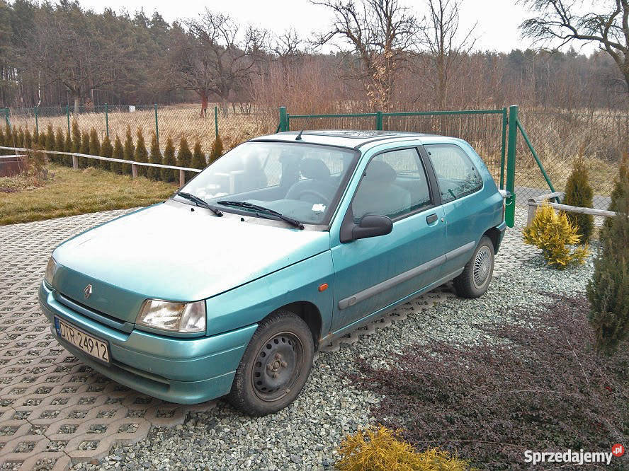 Sprzedam auto Renault Clio 1994 lakier metallic Zawonia sprzedam