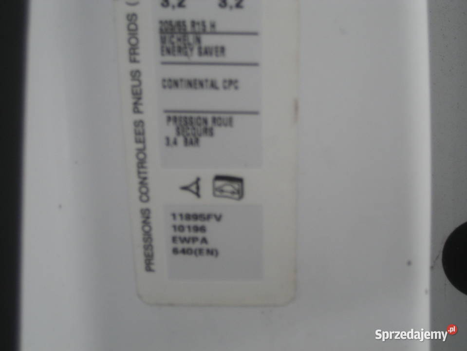 citroen berlingo III 0812r błotnik przód prawy Rakoniewice
