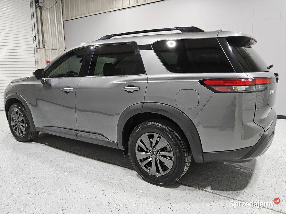 2022 NISSAN PATHFINDER SV Pathfinder Bełchatów sprzedam