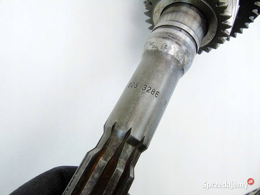 WAŁEK SPRZĘGŁOWY CHOINKA KOŁA ZĘBATE SKRZYNI śląskie Sosnowiec