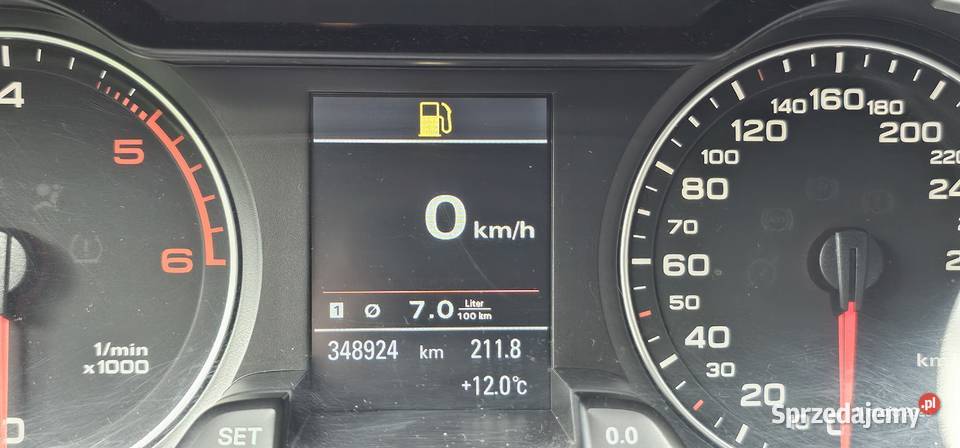 Audi A4 B8 kombi 2011 20tdi 170 Jaworze