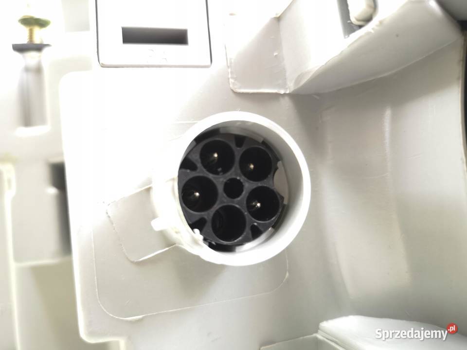 LAMPA PRAWY PRZÓD OPEL OMEGA A 19861994 NOWA osobowe