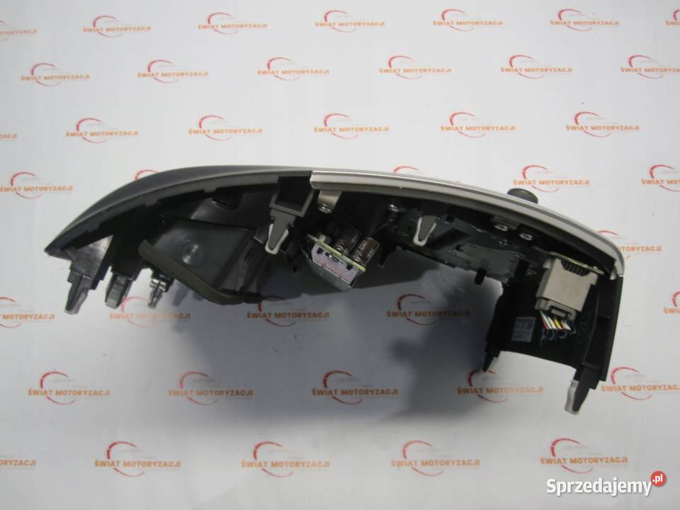 MITSUBISHI ASX I 11r konsola środkowa 8002A920XA osobowe Deski rozdzielcze, konsole