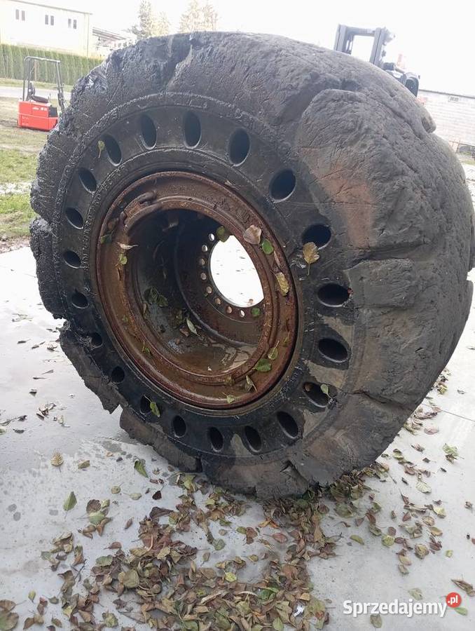 Koła pełne do ładowarki 23525 Pozostałe mazowieckie Błędów sprzedam