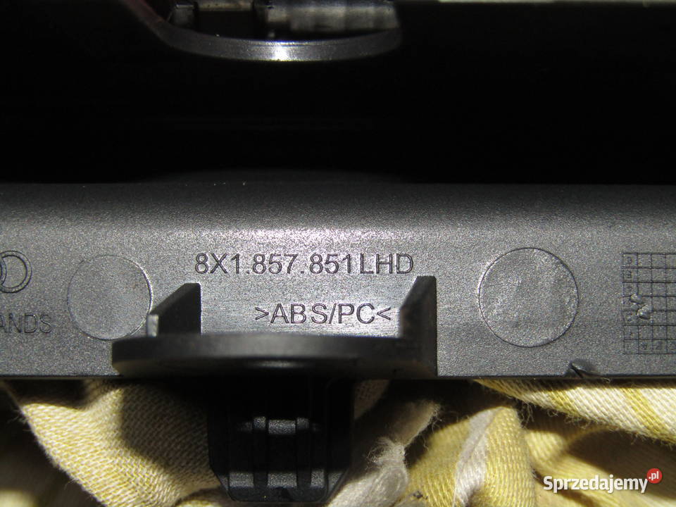 PANELPRZEŁĄCZNIK GRZANIA FOTELI AUDI A1 8X LIFT łódzkie