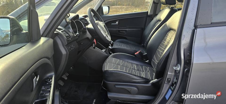 Panorama Dach Klimatronik Grzane fotele ESP Venga Andrespol