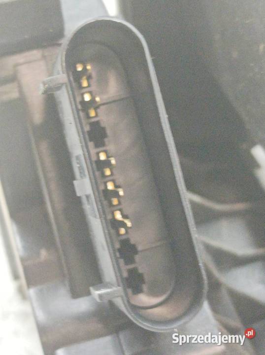 ZAMEK DRZWI LEWY PRZÓD 8A6AA21813AD Ford Fiesta