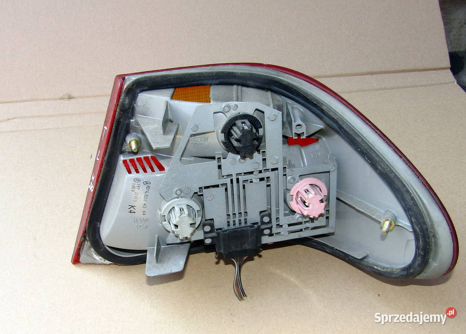 LAMPA TYLNA LEWA I PRAWA MERCEDES EKL W210 LIM Mysłaków