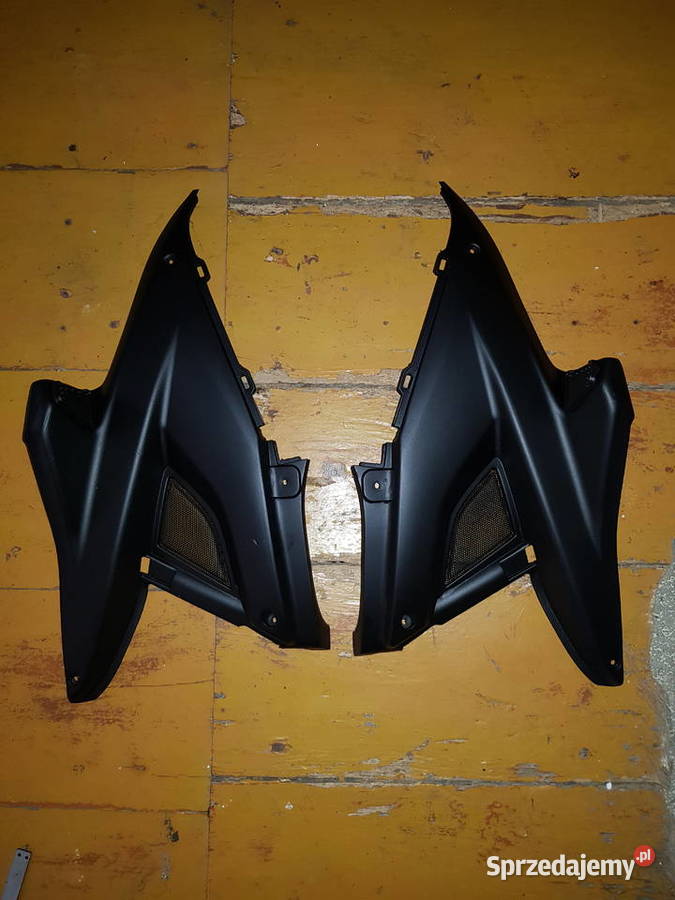 Yamaha Aerox 50 2T 9712 plastiki trojkaty
