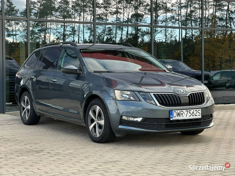 koda Octavia Salon Polska Alu Climatronic LED światła do jazdy dziennej opolskie Kąty Opolskie