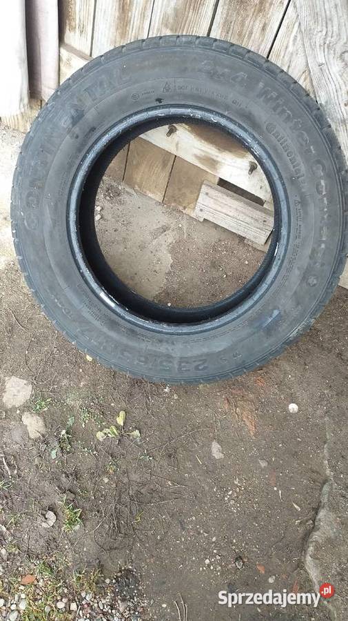 Opony zimowe 235x65x17