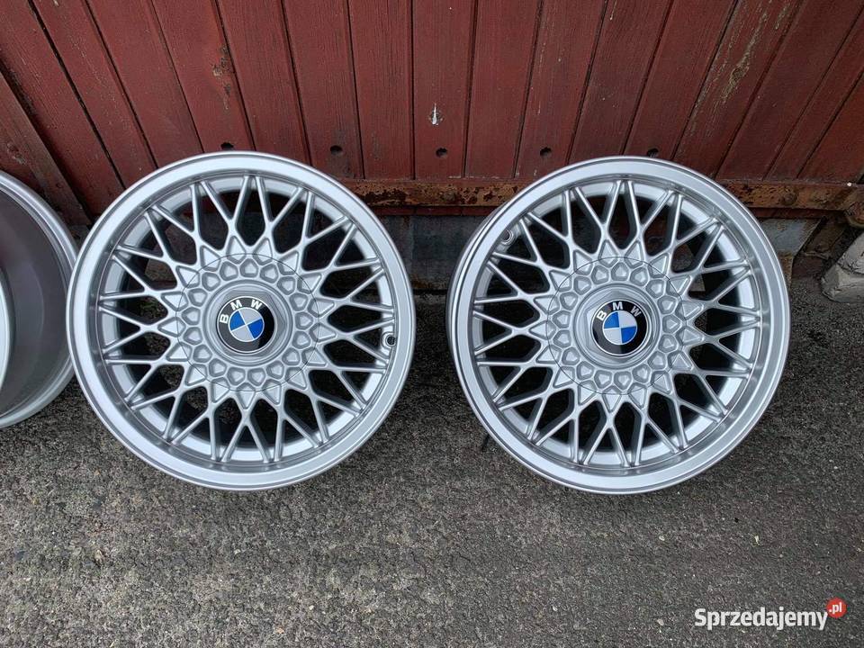 BMW e30 STYLING 5 NOWE DEKIELKI Warszawa sprzedam