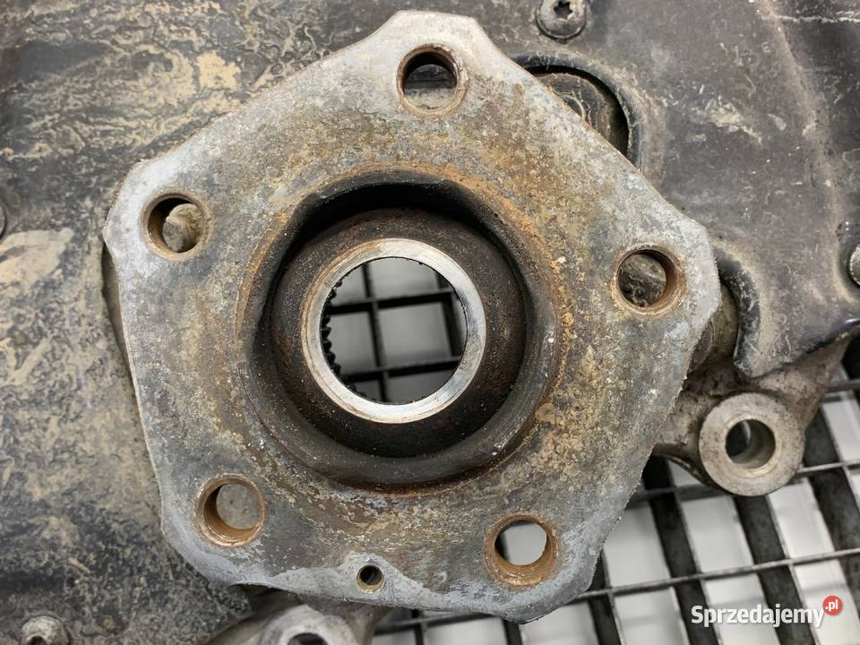 ZWROTNICA LEWY PRZÓD AUDI Q8 30 286 osobowe podkarpackie