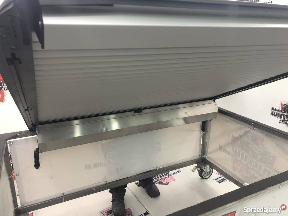 Roleta Nissan Navara NP300 2018 3 osobowe warmińsko-mazurskie Pasłęk