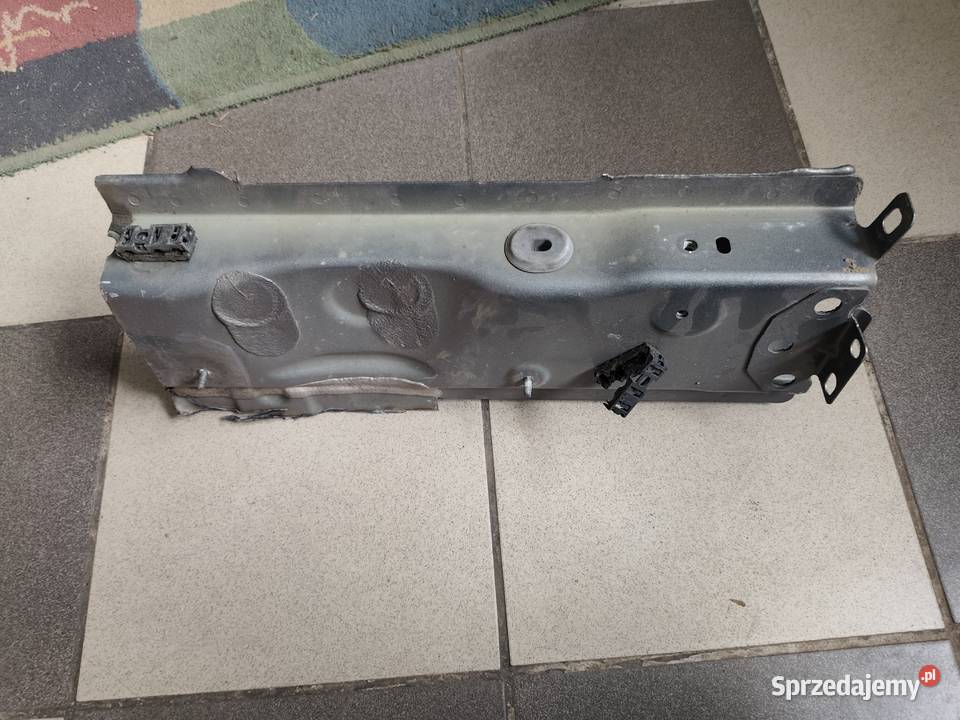 Prawa podłużnica Infiniti q30 Zestawy części blacharskich Bochnia