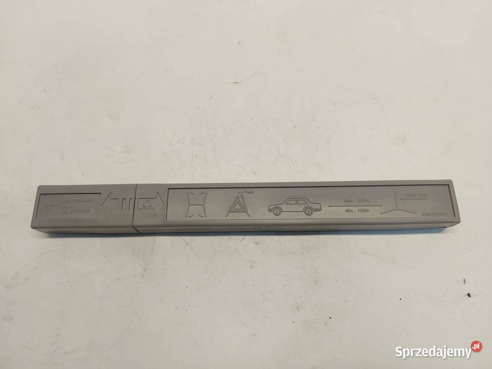 Chery Omoda 5 2024r trójkąt ostrzegawczy oryg sprzedam