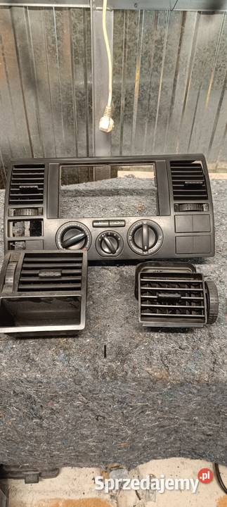 Panel KlimatyzacjiRamka VW T5 Rok produkcji 2008 Wyposażenie wnętrza Busko-Zdrój