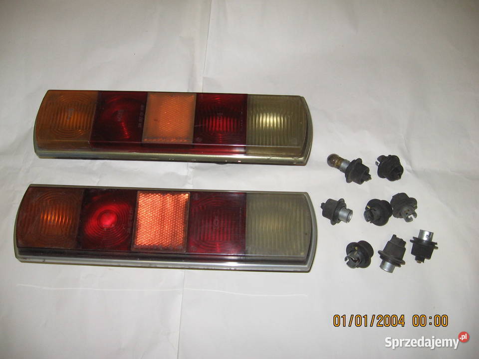 SKODA 100 stare lampy tył Lampa auto PRL podkarpackie Przemyśl