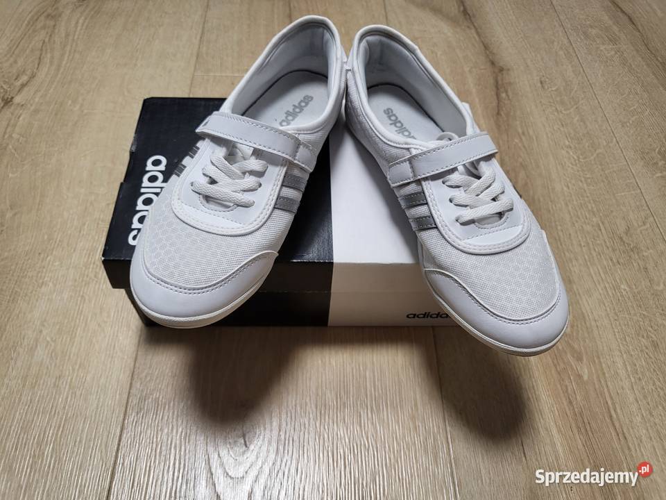 Białe niskie sneakersy adidasy trampki baleriny Warszawa