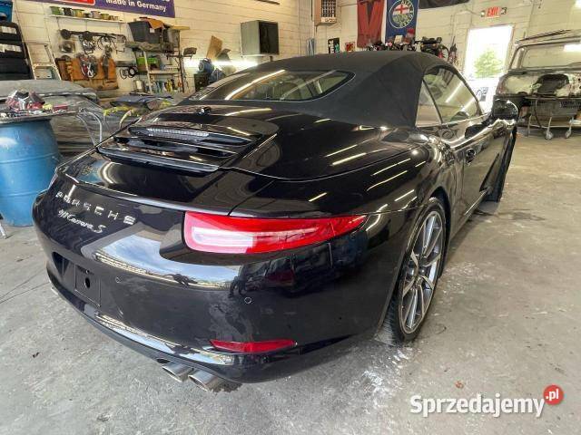 PORSCHE 911 CARRERA S 2013 z USA Warszawa