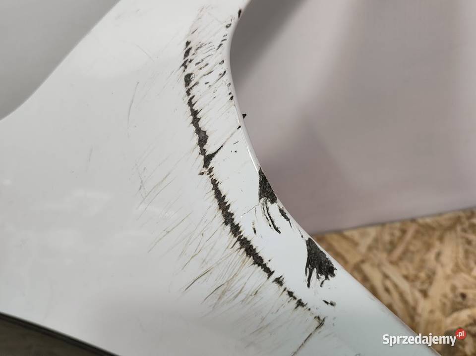 Narożnik Listwa Zderzaka Prawy Przód Renault Pleszew