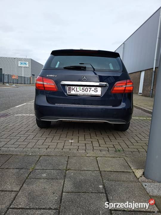 Mercedes Bklasa W246 C180D 15CDI 109 bixenon led Lubaczów