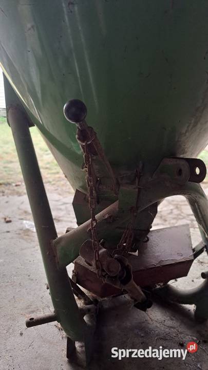 Sprzedam rozsiewacz Amazone Brzeg