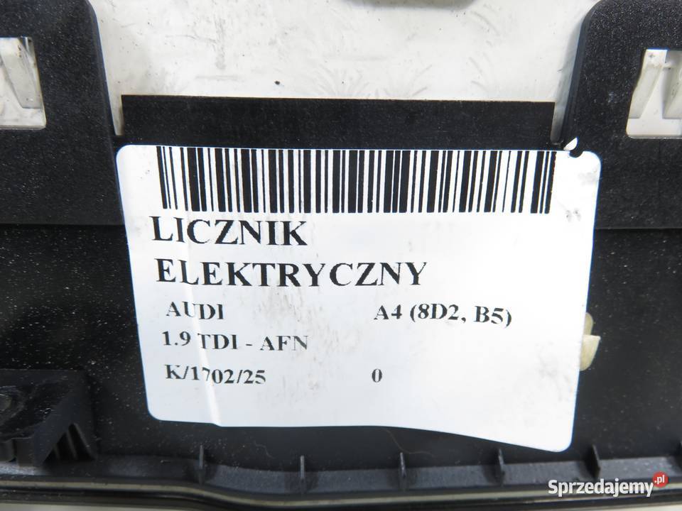 LICZNIK AUDI A4 B5 19 TDI 8D0919034 osobowe