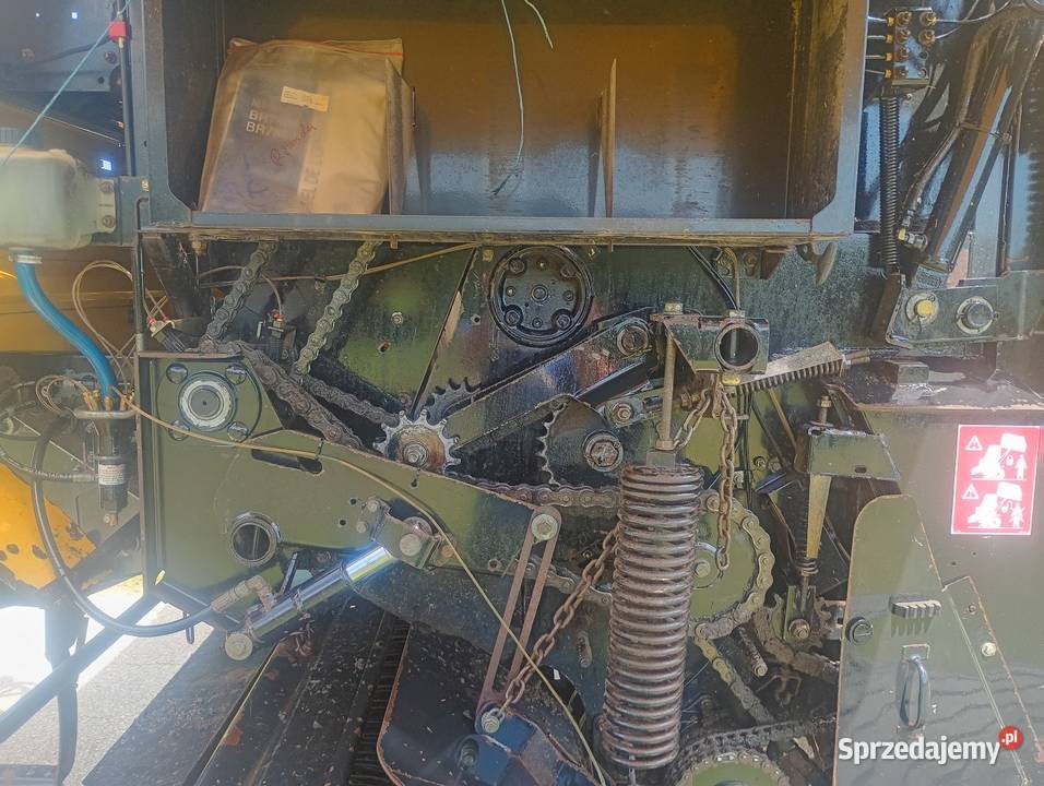 Prasa rolująca Holland BR 750 rotor Super stan Rolujące (belujące) Łagów