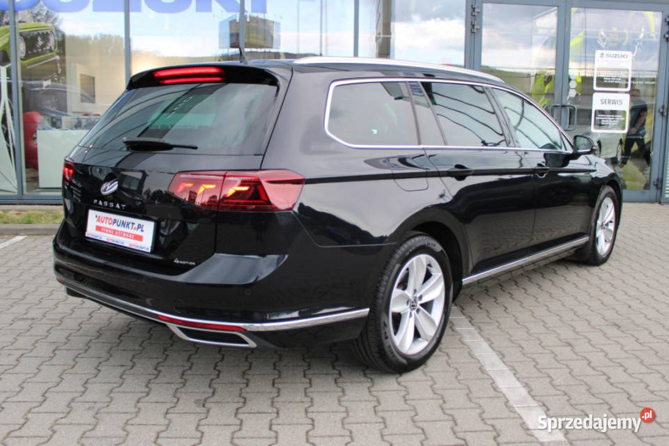 Volkswagen Passat 2023r FVAT23 HAK Kamera IQ Samochody osobowe Bielsko-Biała sprzedam