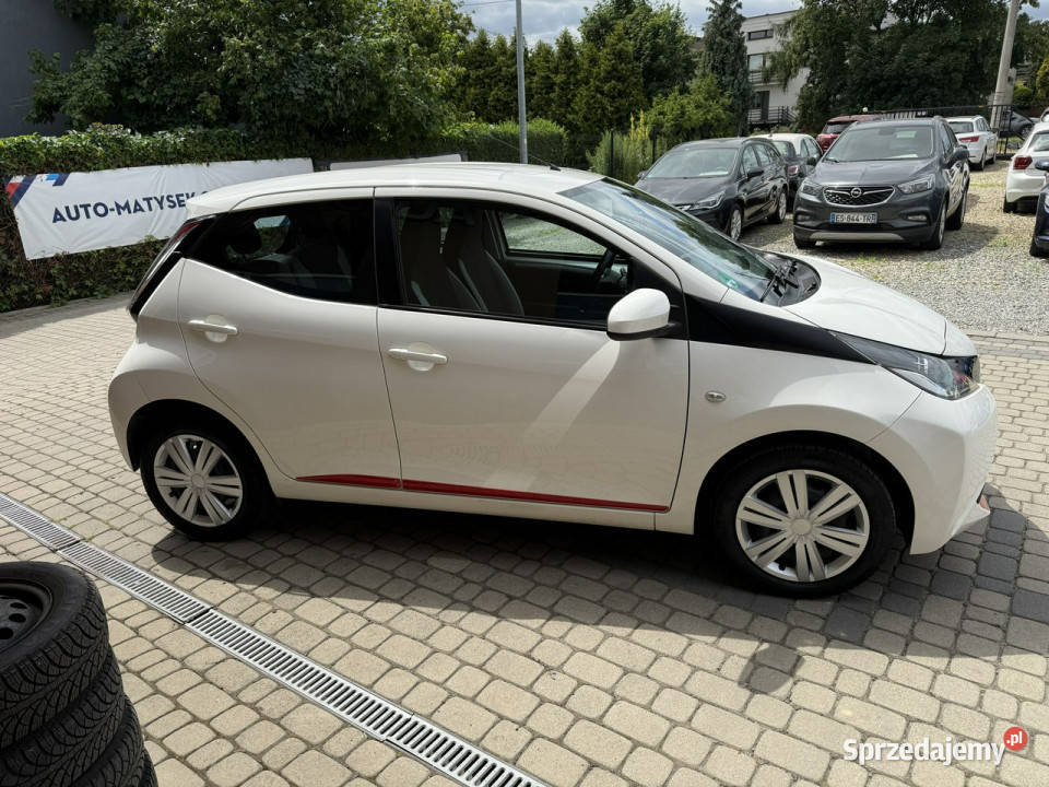Toyota Aygo Rezerwacja II 2014