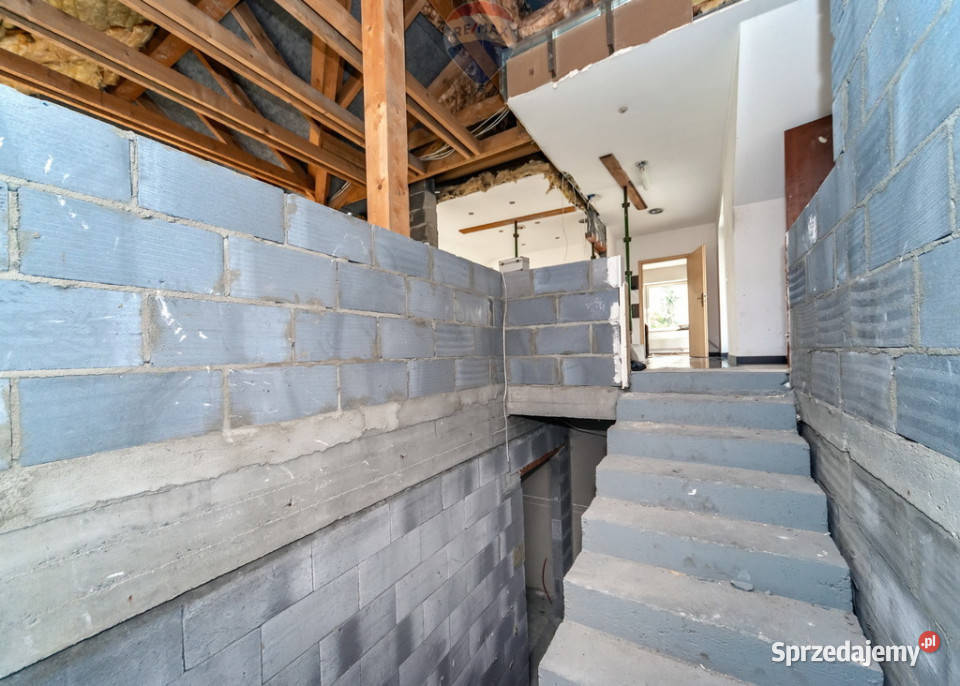 Dom z rozpoczętą realizacją projektu Cieszyn