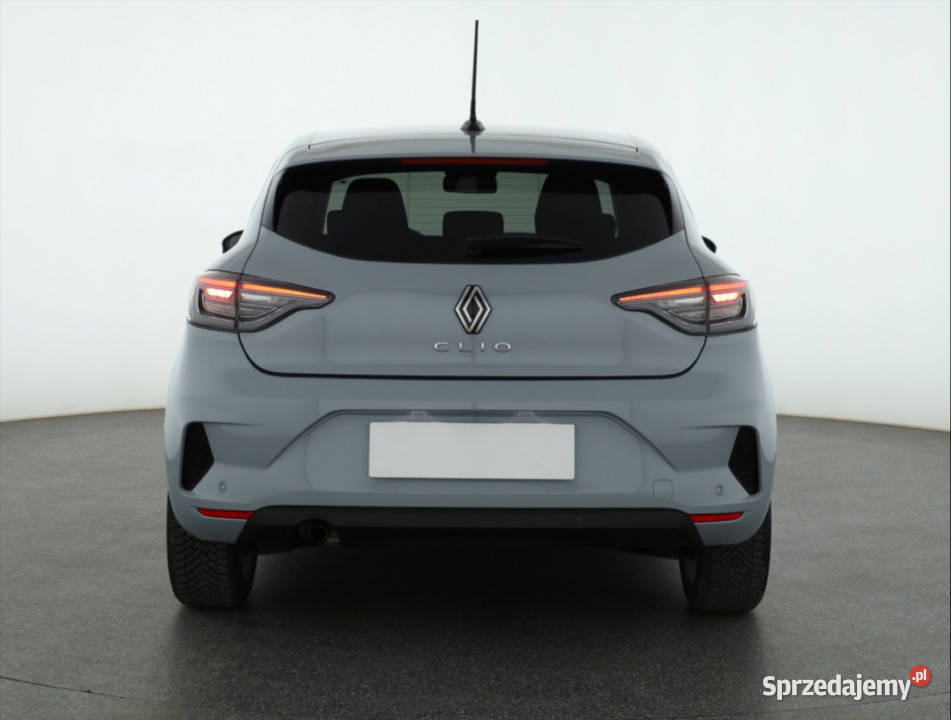 Renault Clio 10 TCe światła LED