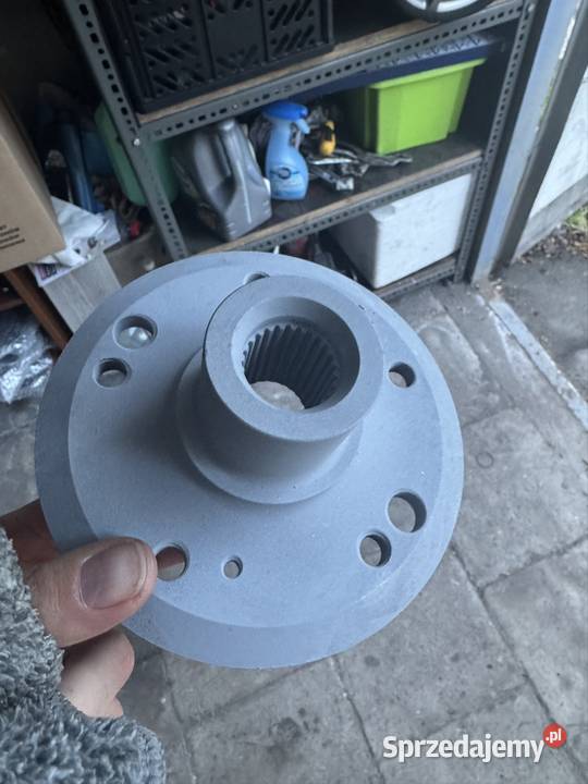 Piasta tylna Mercedes w124 kombi piaskowaniu Katowice sprzedam