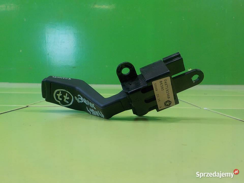 DODGE JOURNEY 20 CRD 10r 5D przelacznik Wyposażenie wnętrza Suków