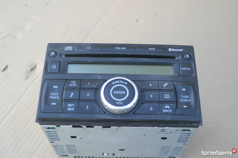 NISSAN XTRAIL RADIO 28185JG40B STAN TECHNICZNY wyposażenie elektryczne Bieleń