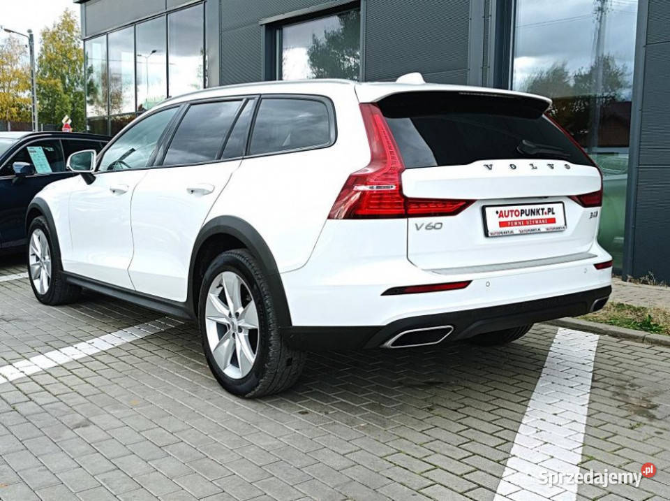 Volvo V60 Cross Country 2022r FV23 Full LED Pozostałe małopolskie Kraków